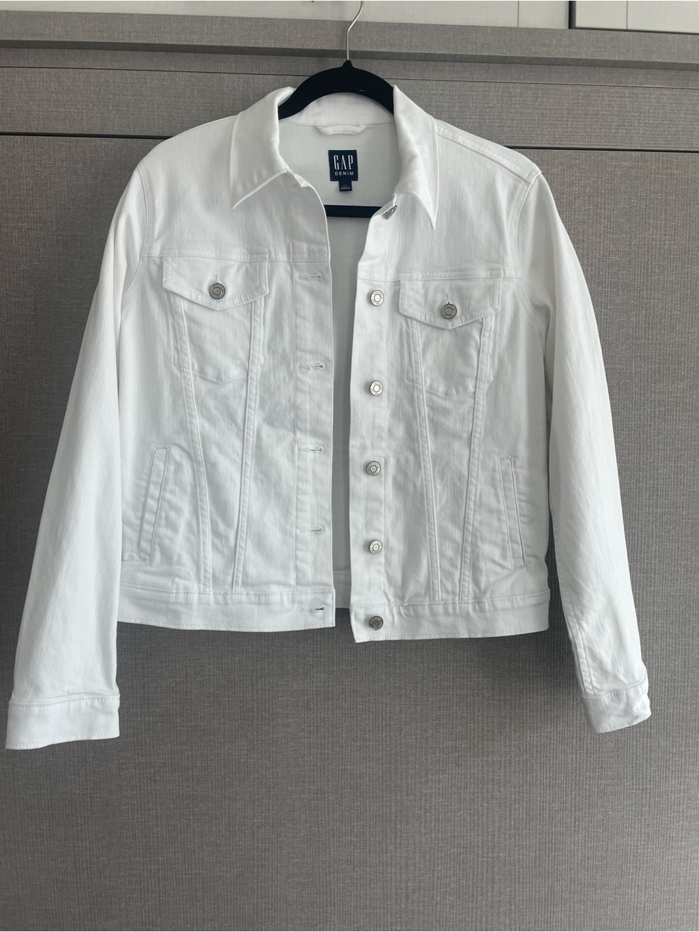 GAP White Casual Denim Jacket
